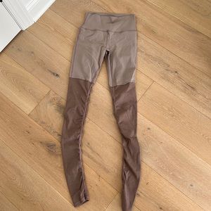 Alo goddess leggings